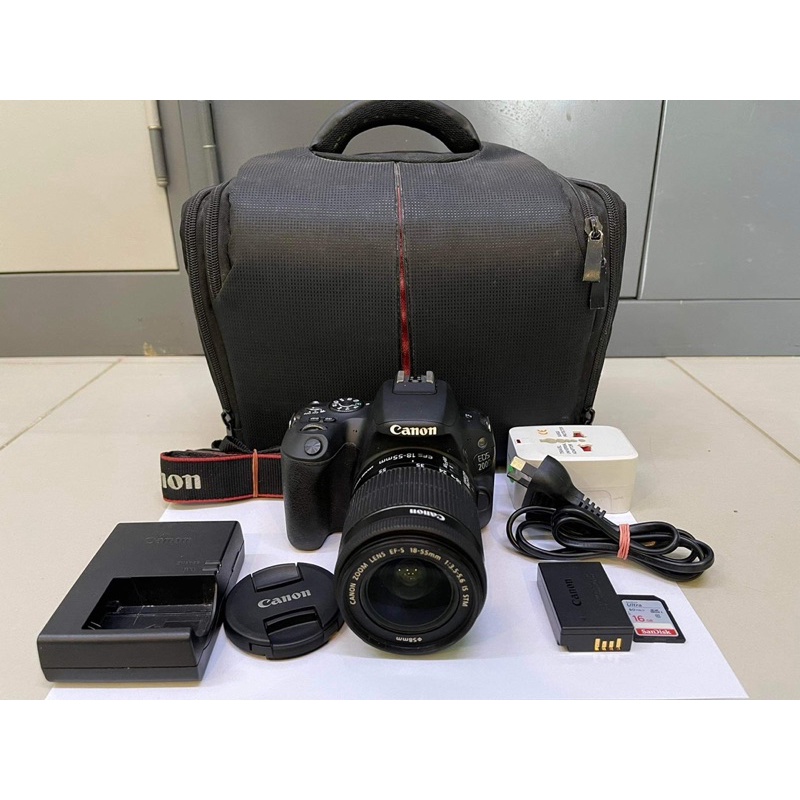 กล้อง CANON EOS 200D พร้อมเลนส์ EFS 18-55 mm