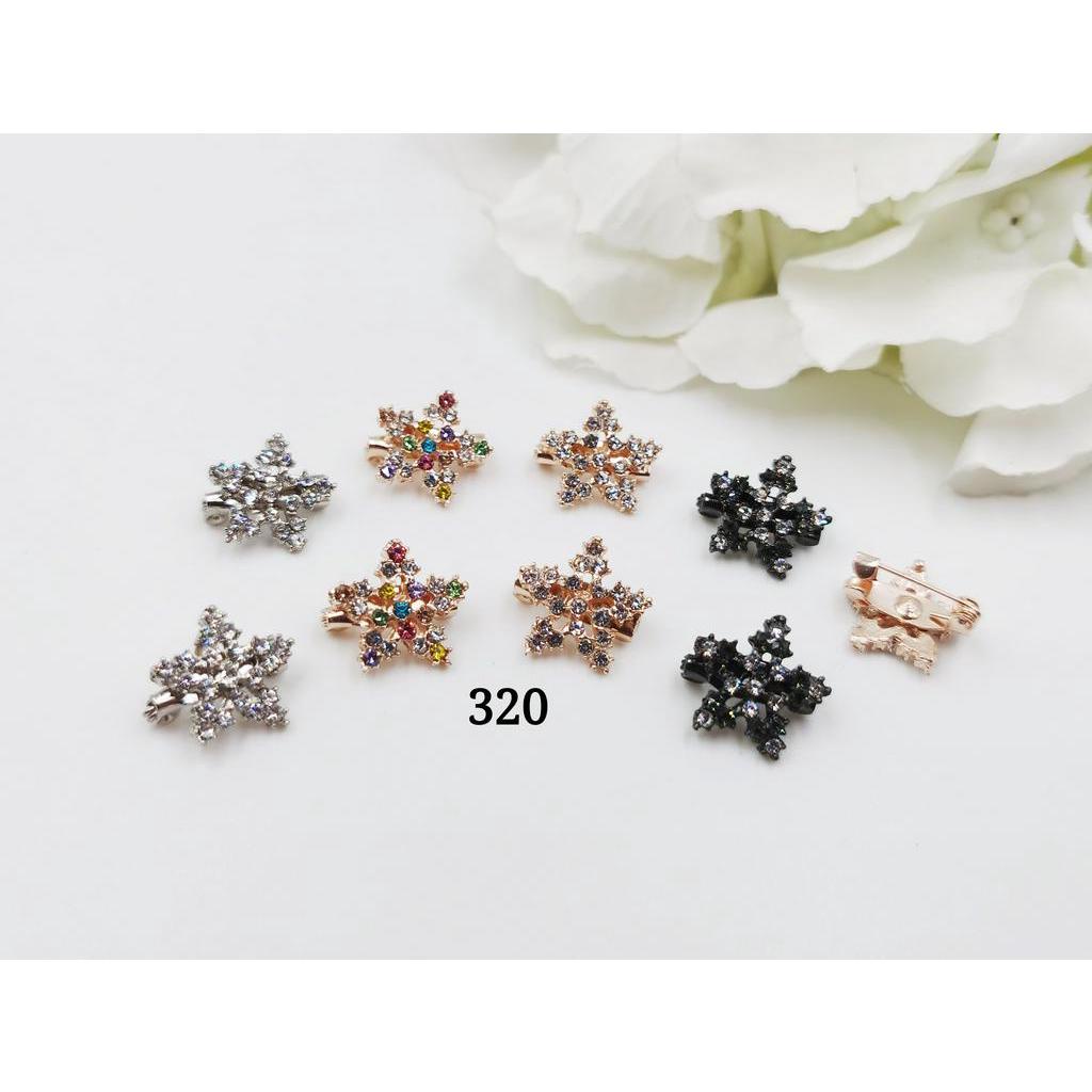 (KB153) KOREAN BABY BROOCH STONE