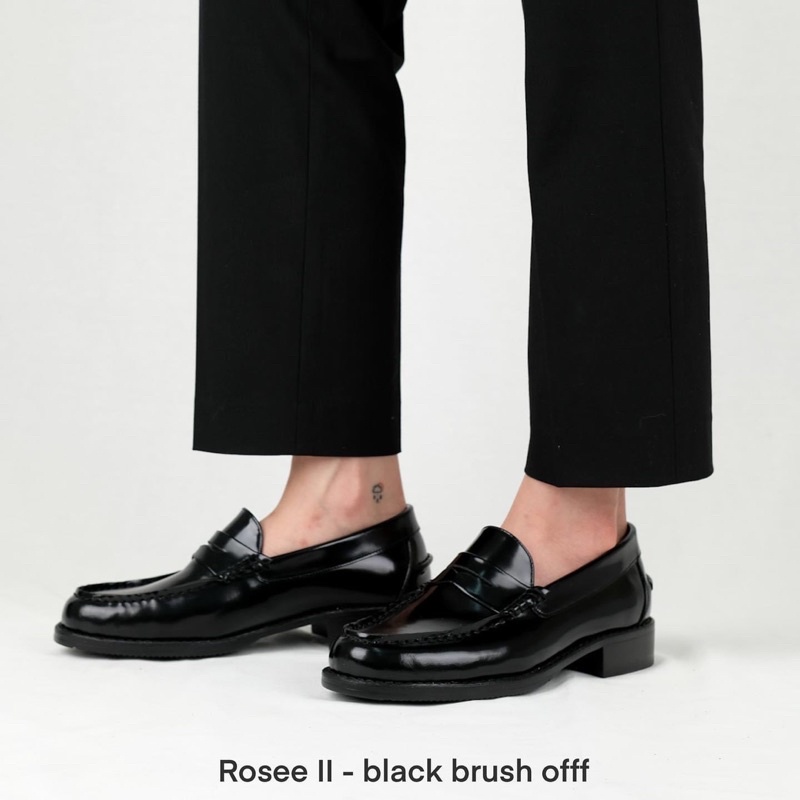 Moonlife Rosee II brush off รองเท้าหนังแท้ โลฟเฟอร์