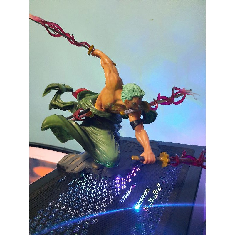 figure Zoro  one piece