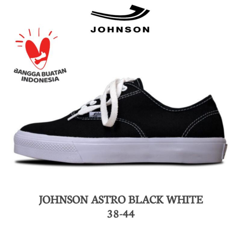 รองเท้า Jhonson Astro Black White Low Original