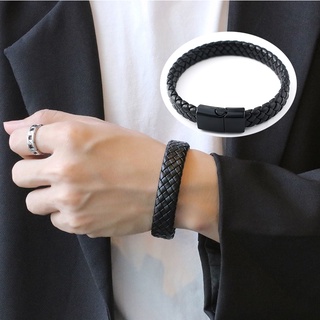 สร้อยข้อมือกําไลข้อมือสายหนัง Pu หัวเข็มขัดแม่เหล็ก Unisex