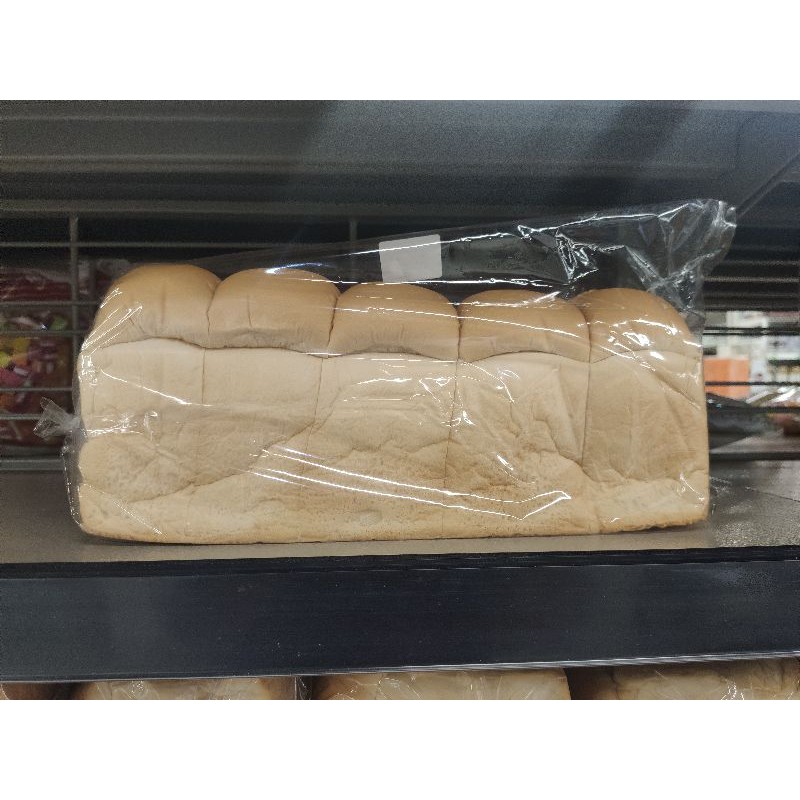 ขนมปังกะโหลก แพ็คละ4แถว ขนาดมาตราฐาน ไม่หั่น