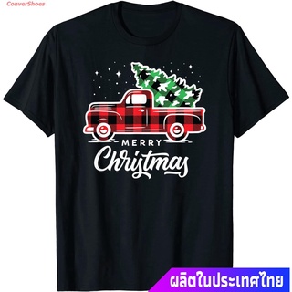 ConverShoes เสื้อยืดยอดนิยม Vintage Style Farm Red Truck with Christmas Tree T-Shirt Mens Womens T-shirts