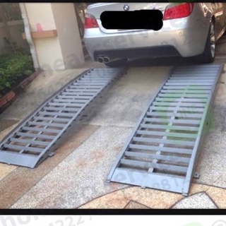 ทางลาดอลูมิเนียม ทางลาดกันท้องรถขูด ก40ซม. รับน้ำหนักได้ 4500 KG 1คู่- Aluminium Loading Ramp for Car 1 pair