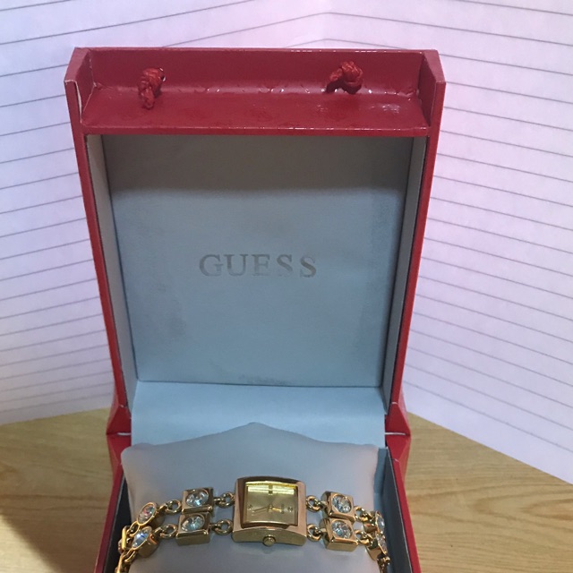 นาฬิกา สายทอง ยี่ห้อ Guess