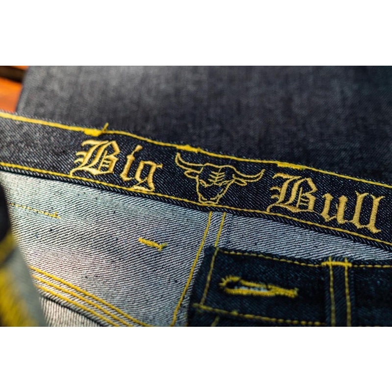 BIG BULL DENIM - รุ่น Classic ทรงกระบอกเล็ก 16 oz สินค้าแบรนด์ไทยของแท้
