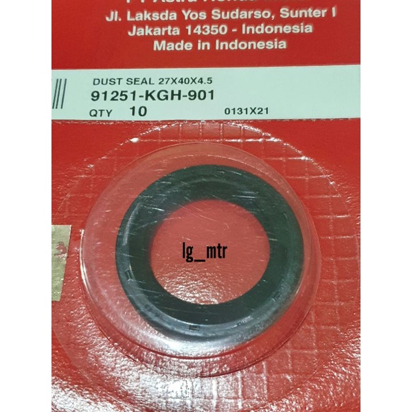 NAP GIR REAR WHEEL DUST SEAL SIL 27X40X4.5 REVO KARISMA SUPRA X 125 SONIC BLADE 91251-KGH-901