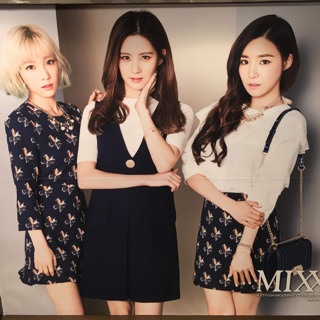 Mixxo กระโปรงสุด cute แบบที่ Tiffany SNSD ใส่ มี2 สี น้ำเงิน กับ ชมพู used