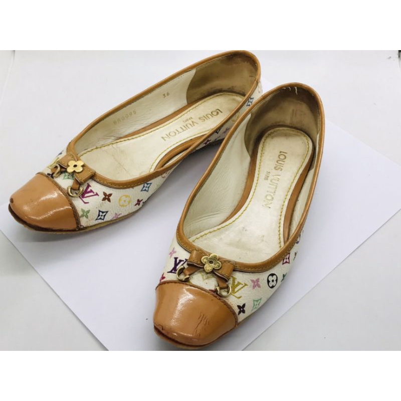 รองเท้า LV แท้ มือสอง