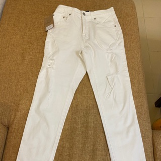 ใหม่! กางเกงยีนส์ lindy jeans white size L แบรนด์ sis story