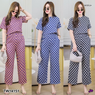 TwinsShopVip💗พร้อมส่ง TW14151 Set #สาวอวบ 2 ชิ้น เสื้อครอปคอกลม + กางเกง 5 ส่วน