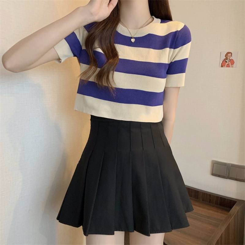 Plus (พร้อมส่ง) เสื้อครอปลายทาง ครอปไหมพรม ครอปแขนสั้น คอกลม สไตล์ ...