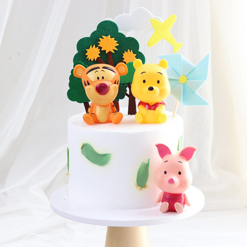 โมเดลตุ๊กตา หมีพูห์ สำหรับตกแต่งเค้กวันเกิด ของเล่นเด็ก – โปรปัง