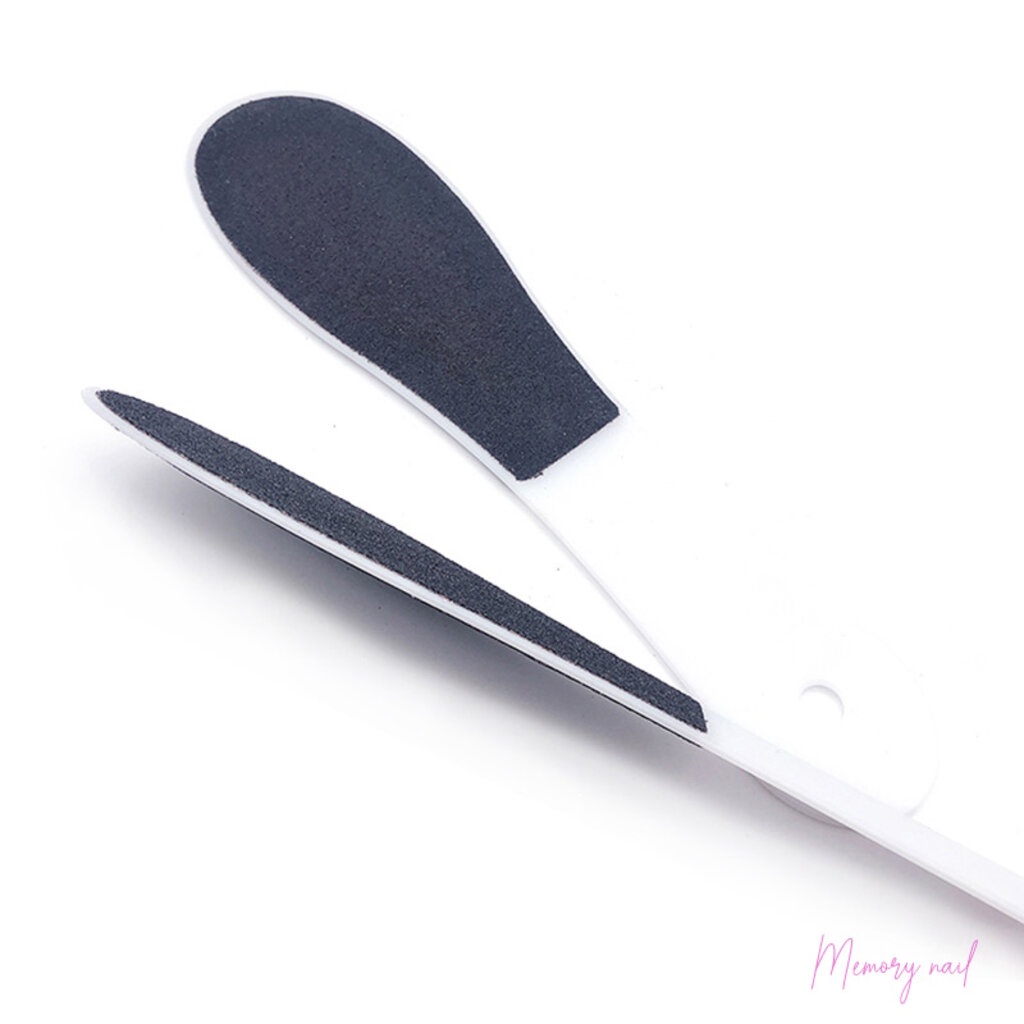 ที่ขัดส้นเท้า ตะไบขัดส้นเท้า ด้ามพลาสติก ตะไบขัดส้นเท้าด้ามพลาสติก (( แบบบาง ด้ามสีขาว )) - รูปที่ 4