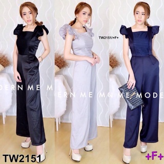 👗Pfashion [ส่งไว!!🚛] P2151 จั้มสูทขายาว งานระบายช่วงไหล่สุดน่ารัก Long-sleeve jumpsuit, cute off-the-shoulder