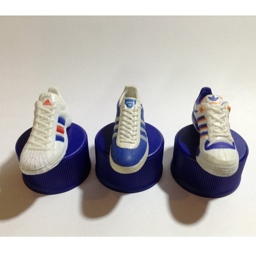 โมเดลฝาpepsi รองเท้า adidas