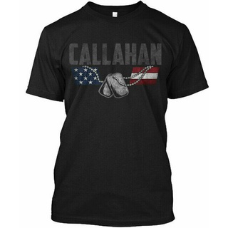 คอตต้อนคอกลมเสื้อยืดลําลอง แขนสั้น พิมพ์ลาย Callahan Family Honors Veterans Gildan เข้ากับทุกการแต่งกาย สําหรับผู้ชาย 18