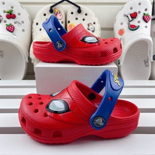 Crocs Crocs รองเท้าแตะ รองเท้าชายหาด ลายสไปเดอร์แมน แฟชั่นฤดูใบไม้ผลิ สําหรับเด็กผู้ชาย 207083