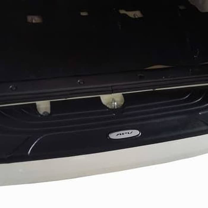 Suzuki APV Arena ธรณีประตูด ้ านหลัง Silplate