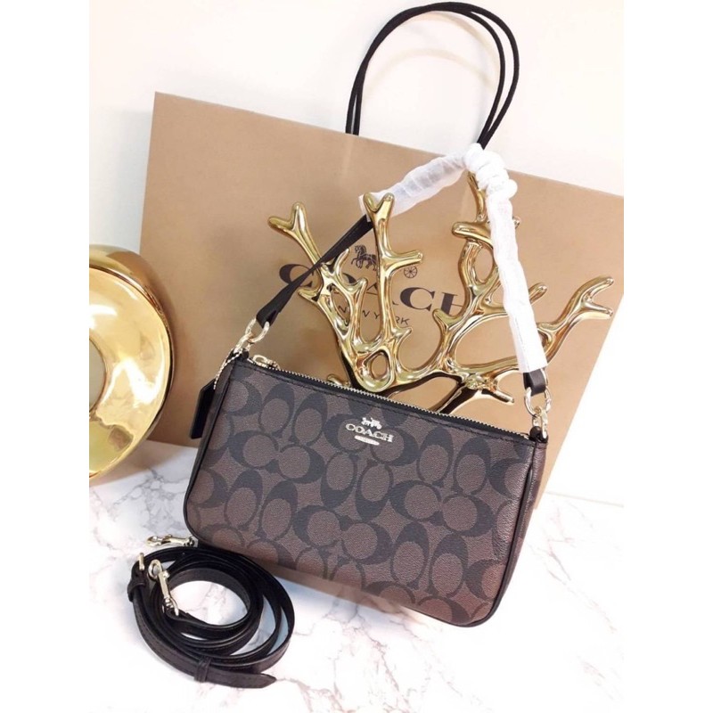 COACH  F58321 MESSICO TOP HANDLE POUCH IN SIGNATURE 🔻SIZE : 8 3/4 " (L) x 5 "(H) x 3 1/4" (W) 🔻COLOR