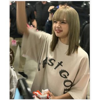 blackpink Lisa letter print เสื้อยืดผู้หญิง oversize couple short sleeve เสื้อยืด street T shirt เสื้อผ้าแฟชั่นสไตล์เกาหลี