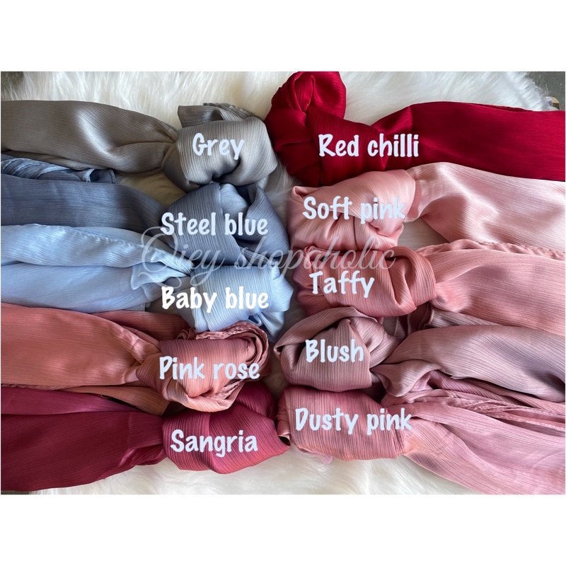 OMBRA SATIN SHAWL / MUNA SHAWL