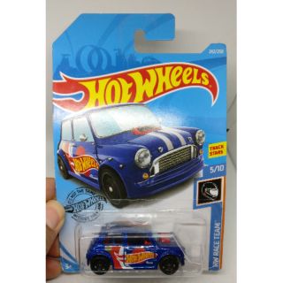 Morris Mini by hotwheels