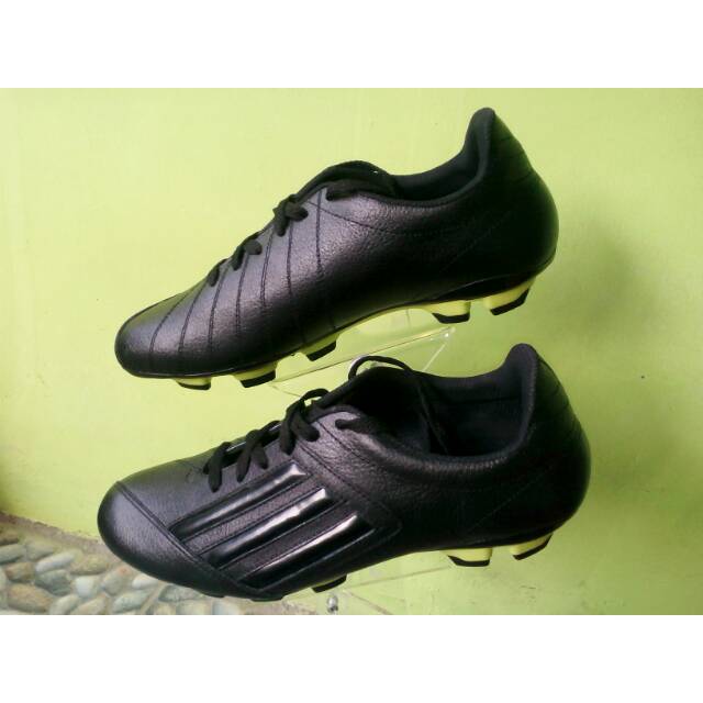 รองเท้าฟุตบอลหนัง SRA-02.FB FB FB