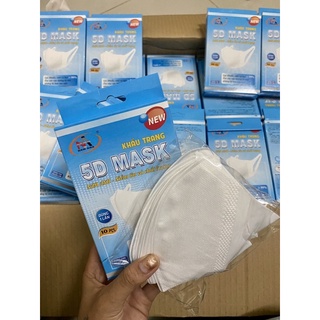 หน้ากากอนามัยรุ่น 5D mask ของ famapro หนึ่งกล่องมี 10 ชิ้นหนึ่งลังมี100กล่อง ยกลัง