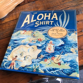 หนังสือเสื้อฮาวาย The Aloha Shirt By Dale Hope