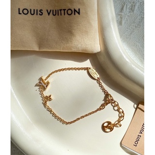 New LV สร้อยข้อมือ สีทอง