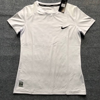 Nike - เสื้อออกกำลังกาย ผู้หญิง