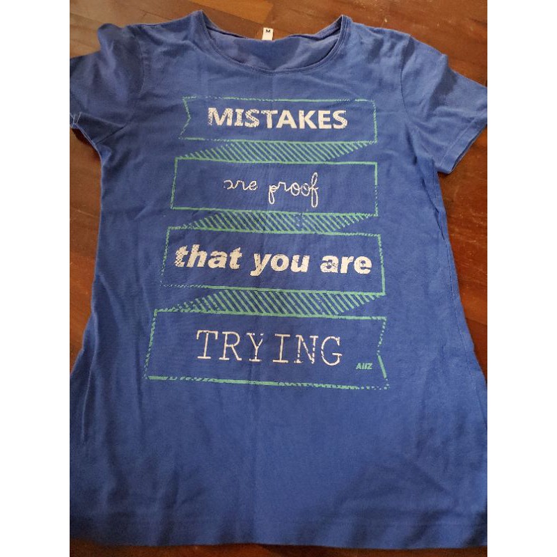 เสื้อยืด AIIZ สีน้ำเงิน