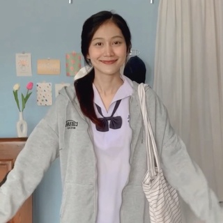 เสื้อกันหนาว ทรงเกาหลีแต่งลายปักอักษร School Top