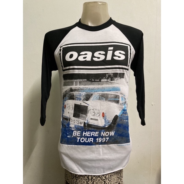 เสื้อวง แขนสามส่วน Oasis สไตล์วินเทจ.