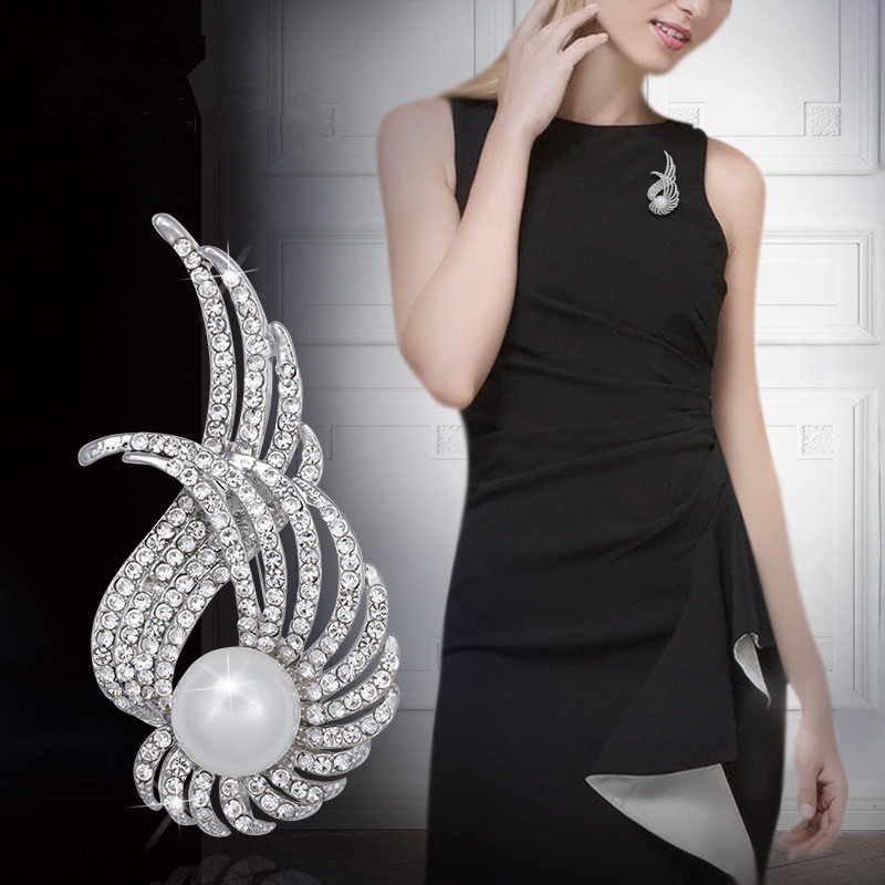 High-end shine Rhinestones Wing Pearl เข็มกลัดเวอร์ชั่นเกาหลี Retro คริสตัลเข็มกลัดเครื่องประดับแฟชั่น