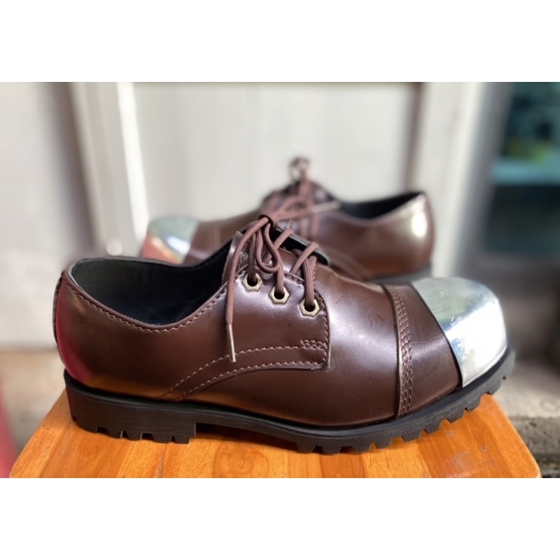 รองเท้าหัวเหล็ก รองเท้าเซฟตี้ เหล็กนอก  หนังแท้100%สีน้ำตาลกันน้ำ Safety shoes