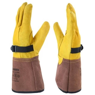 ถุงมือหนัง สวมทับถุงมือกันไฟฟ้า " โวลต์การ์ด Voltguard " หรือถุงมือเชื่อมไฟฟ้า