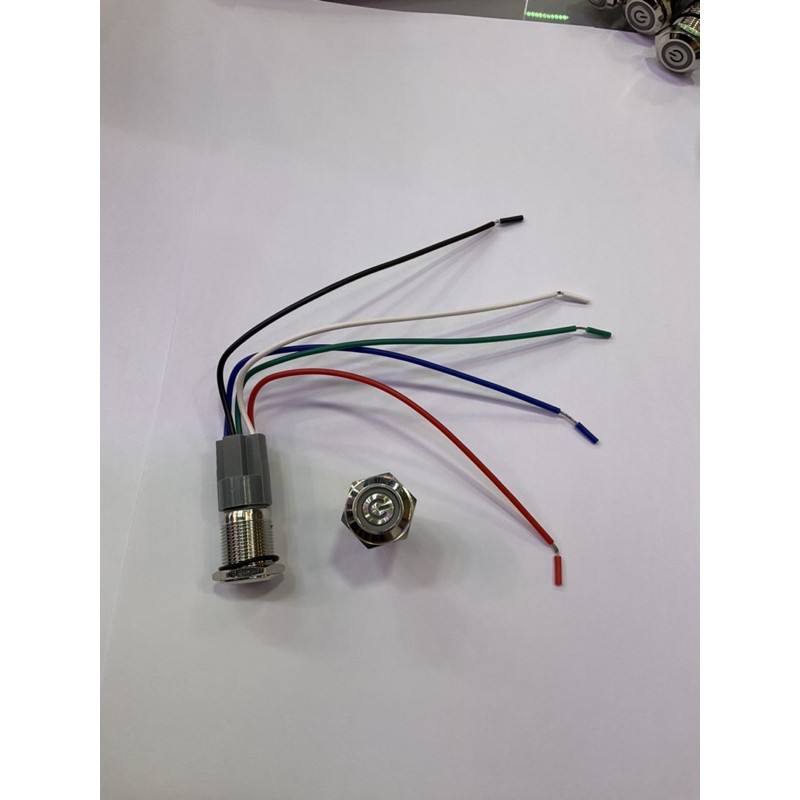 สวิตซ์ไฟ LED ใช้ได้ 12-24v พร้อมซ็อคเก็ตสวิทกดติดกดดับ - รูปที่ 3