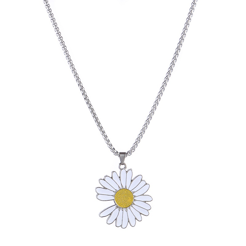 สร้อยคอเดซี่ขนาดเล็กจี้ GD เดียวกัน Pmo Daisy Little Sun ดอกไม้ไทเทเนียมเหล็กเสื้อกันหนาว Choker Pun