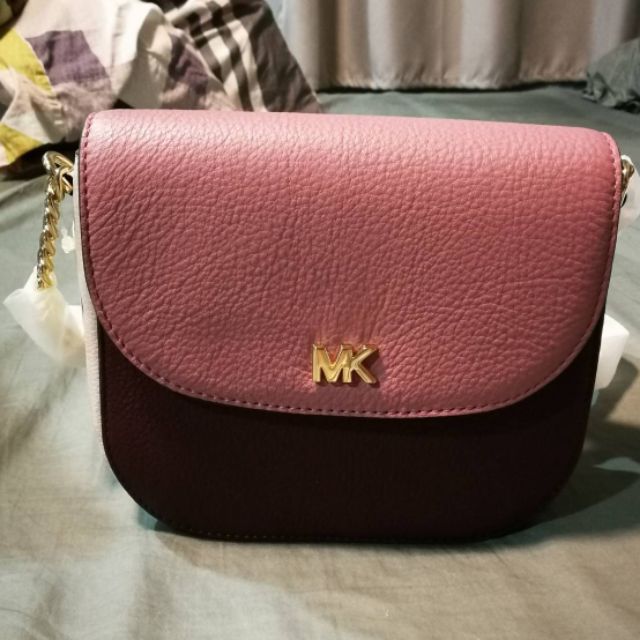 กระเป๋าสะพาย MK แท้ 100% สีชมพูกลีบบัว