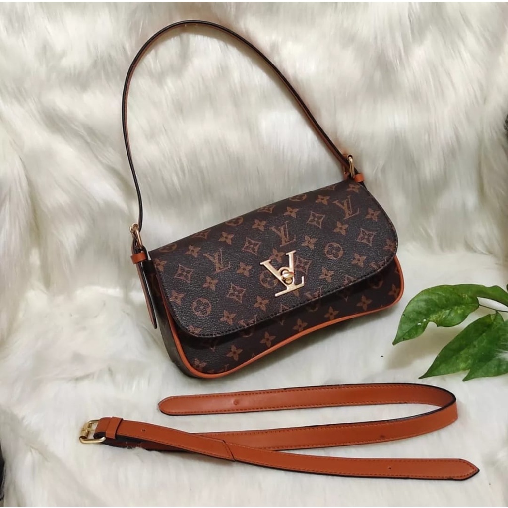 Super BAG MASSENGER WOMAN LV Swivel Lock+Buckle