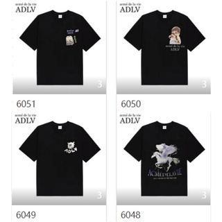 [100% Cotton] ขายดีที่สุด เสื้อยืดลําลอง ผ้าฝ้าย แขนสั้น คอกลม พิมพ์ลาย A&amp;v ทรงหลวม พลัสไซซ์ สําหรับทุกเพศ ทุกวัย