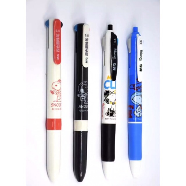 ปากกา 4 in ลาย snoopy แท้! รหัส SBP80312