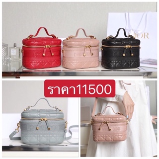 พรี​ DIOR TRAVEL VANITY Bag กระเป๋าถือกระเป๋าแฟชั่นกระเป๋าผ้า