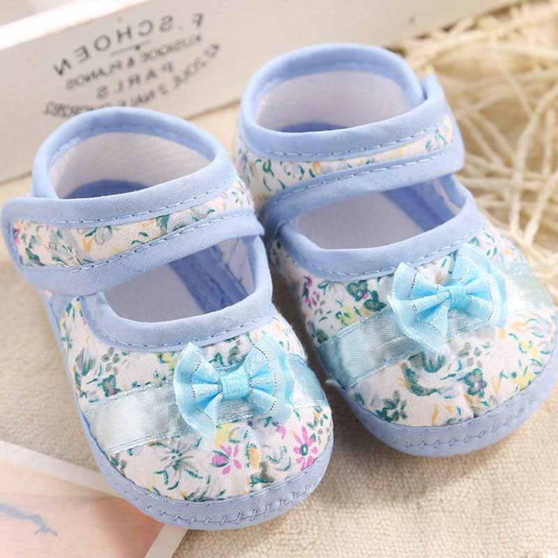 รองเท้าลำลองพิมพ์ลายดอกไม้สำหรับเด็กทารก