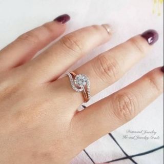 Diamond Ring แหวนเพชร CZ  สวยมากค่ะรุ่นนี้ไม่มีโม้ อย่างดี เพชร CZ แท้เกรดพรีเมี่ยม