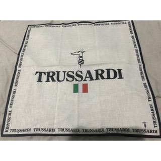 ส่งต่อ ผ้าเช็ดหน้า trussardi แท้100%