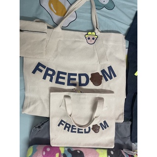 set กระเป๋า Freedom เดี่ยว โน๊ต อุดมสีครีม